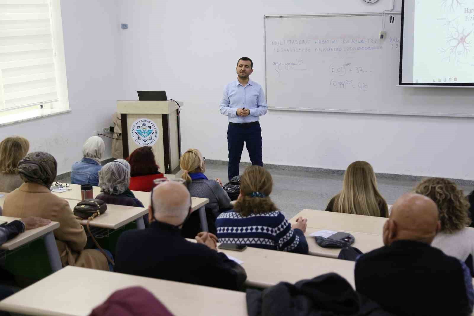 ALKÜ "Benim Üniversitem" dolu dolu geçti
