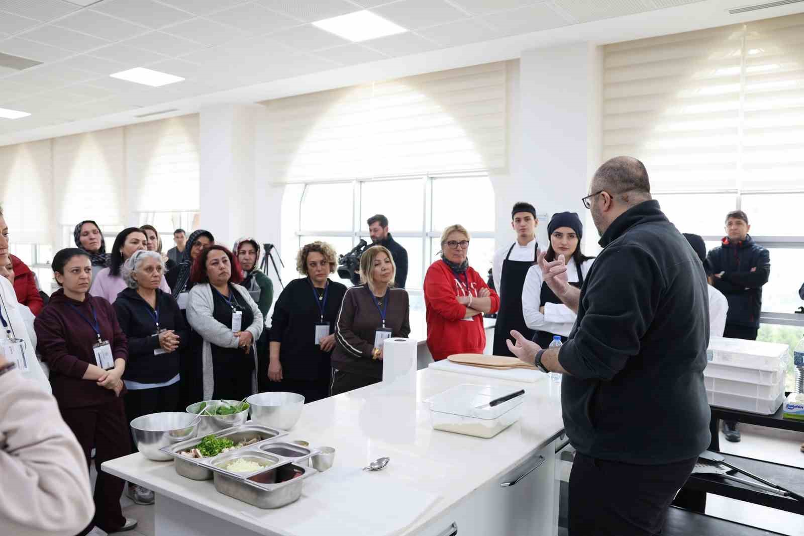 ALKÜ "Benim Üniversitem" dolu dolu geçti
