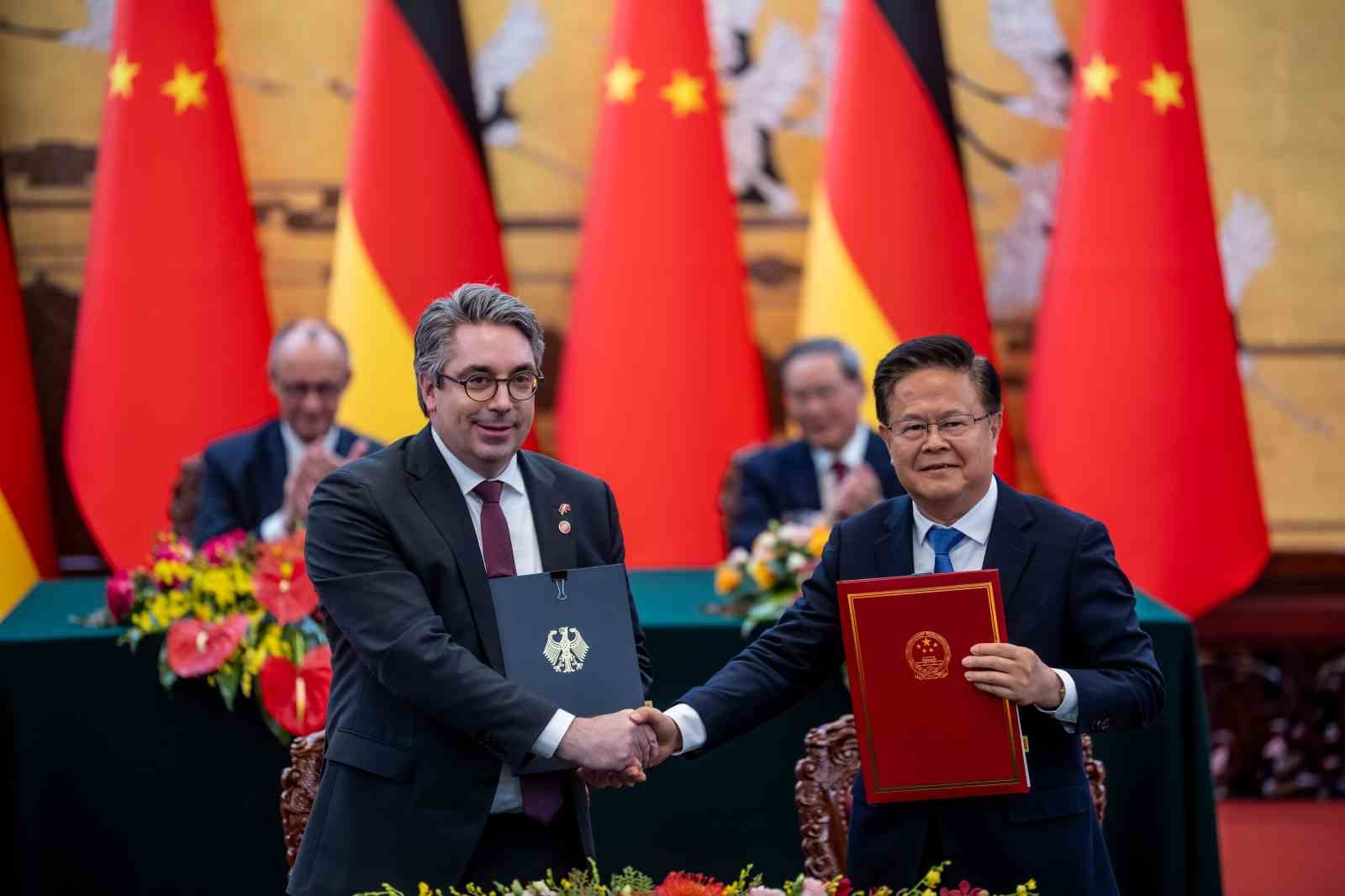 Almanya Başbakanı Merz, Çinli lider Xi ile bir araya geldi
Almanya Başbakanı Merz, Çinli lider Xi ile bir araya geldi