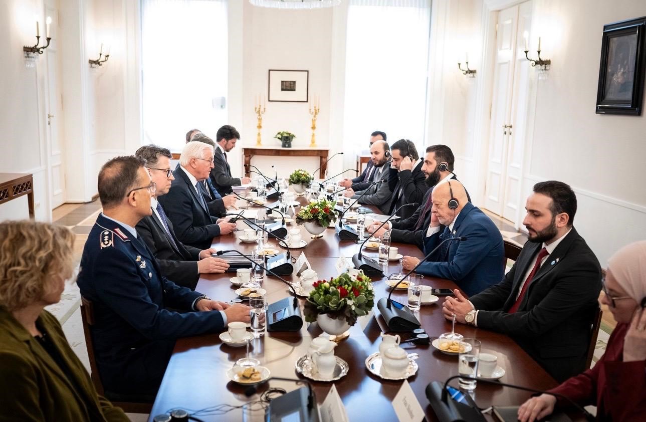 Almanya Cumhurbaşkanı Steinmeier, Suriyeli mevkidaşı eş-Şara ile görüştü
