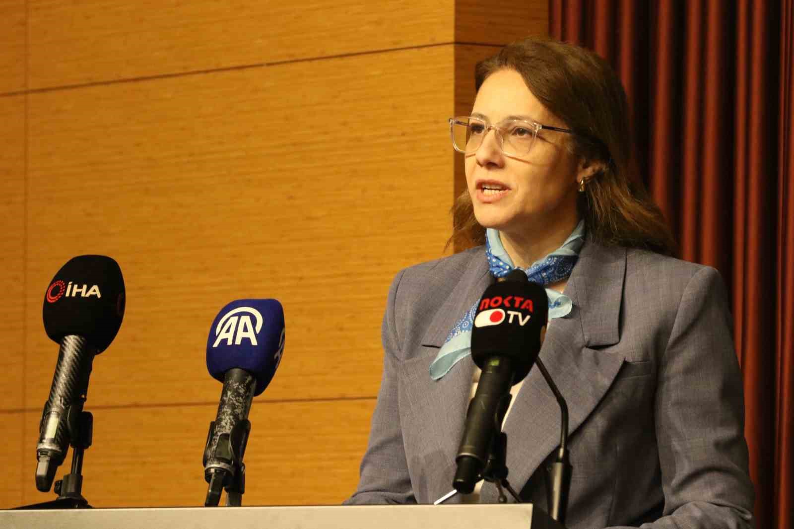 Almanya’nın 10. Cumhurbaşkanı Wulff’a Kocaeli’de fahri doktora
