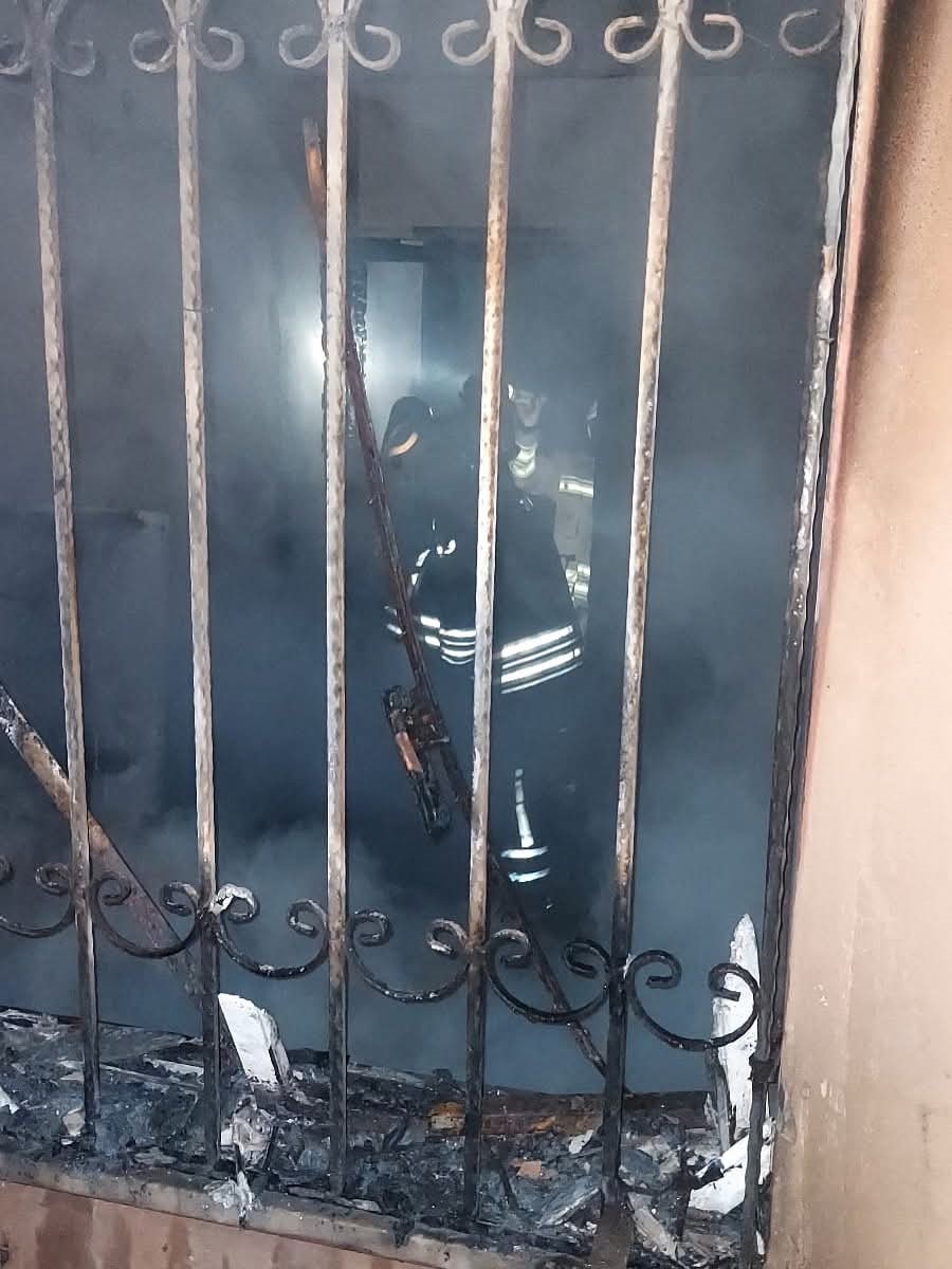 Alrınözü’de ev yangını
