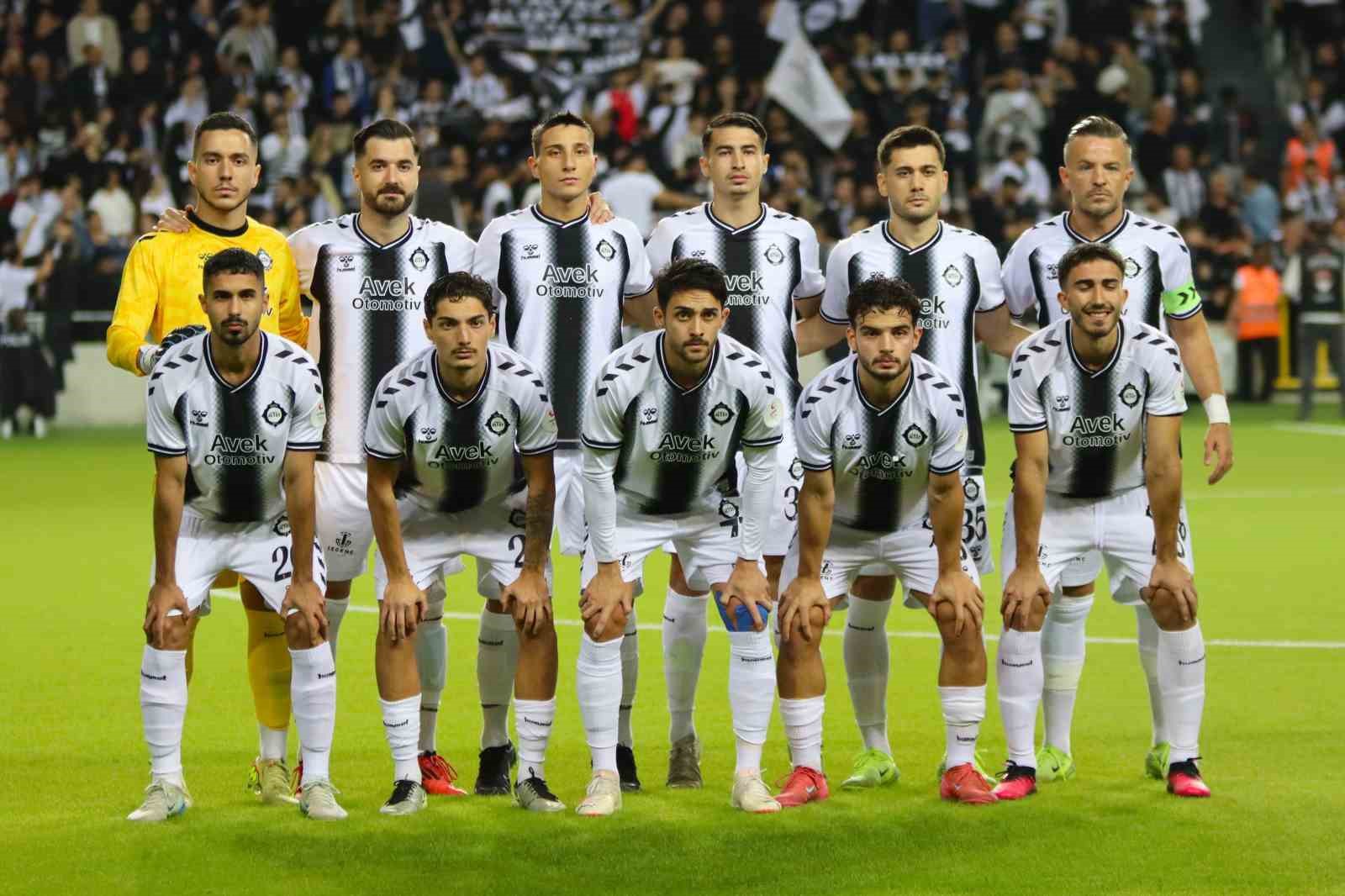 Altay’da tek hedef kaybetmemek
