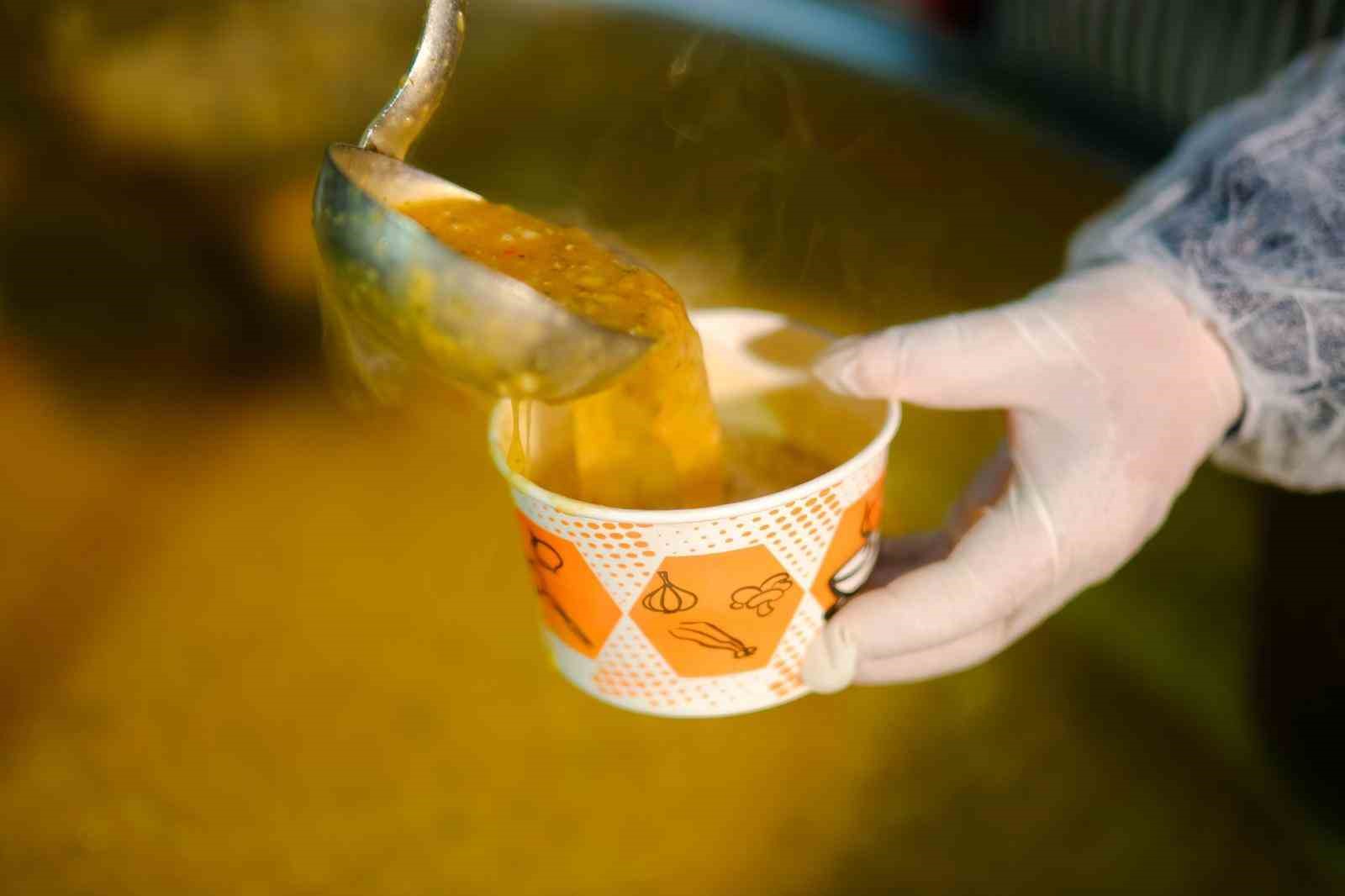 Altıeylül’den kapıya iftar hizmeti
