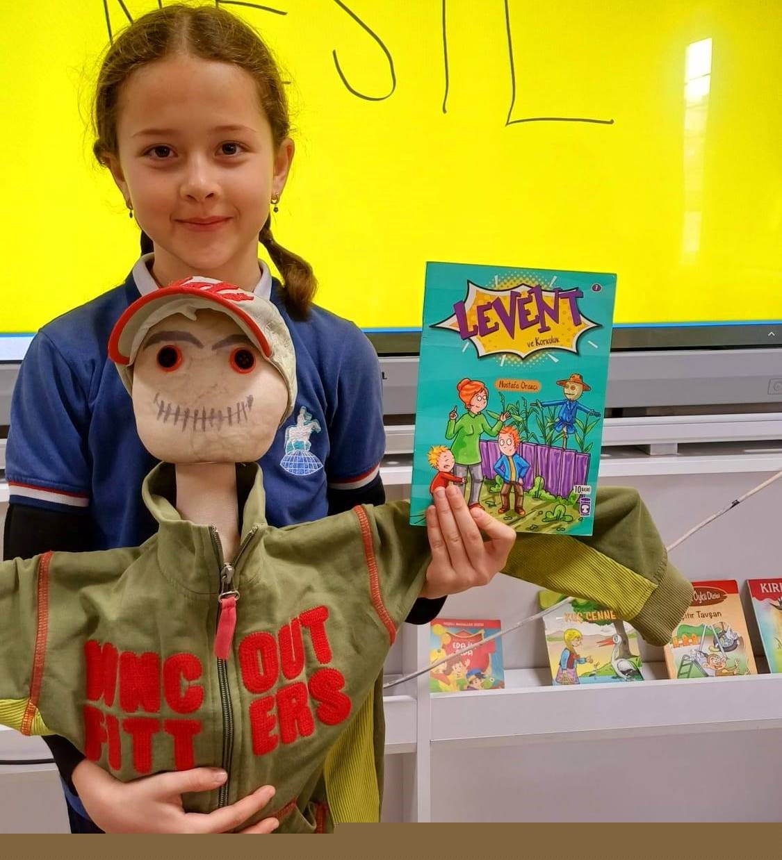 Altıntaş’ta öğrenciler kitapları drama ile canlandırdı
