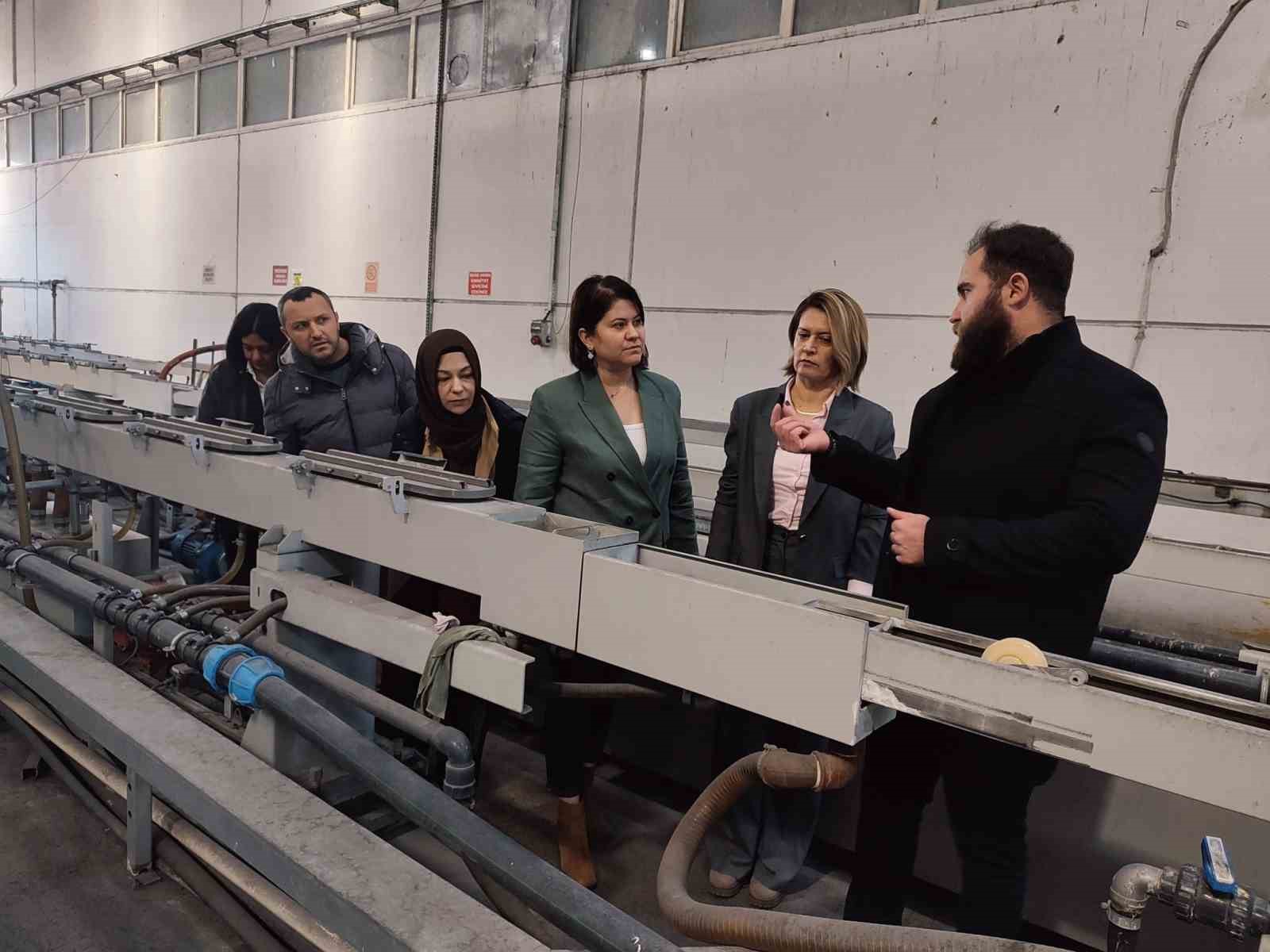 Altıntaş’ta okul-sanayi iş birliğini güçlendirme çalışmaları
