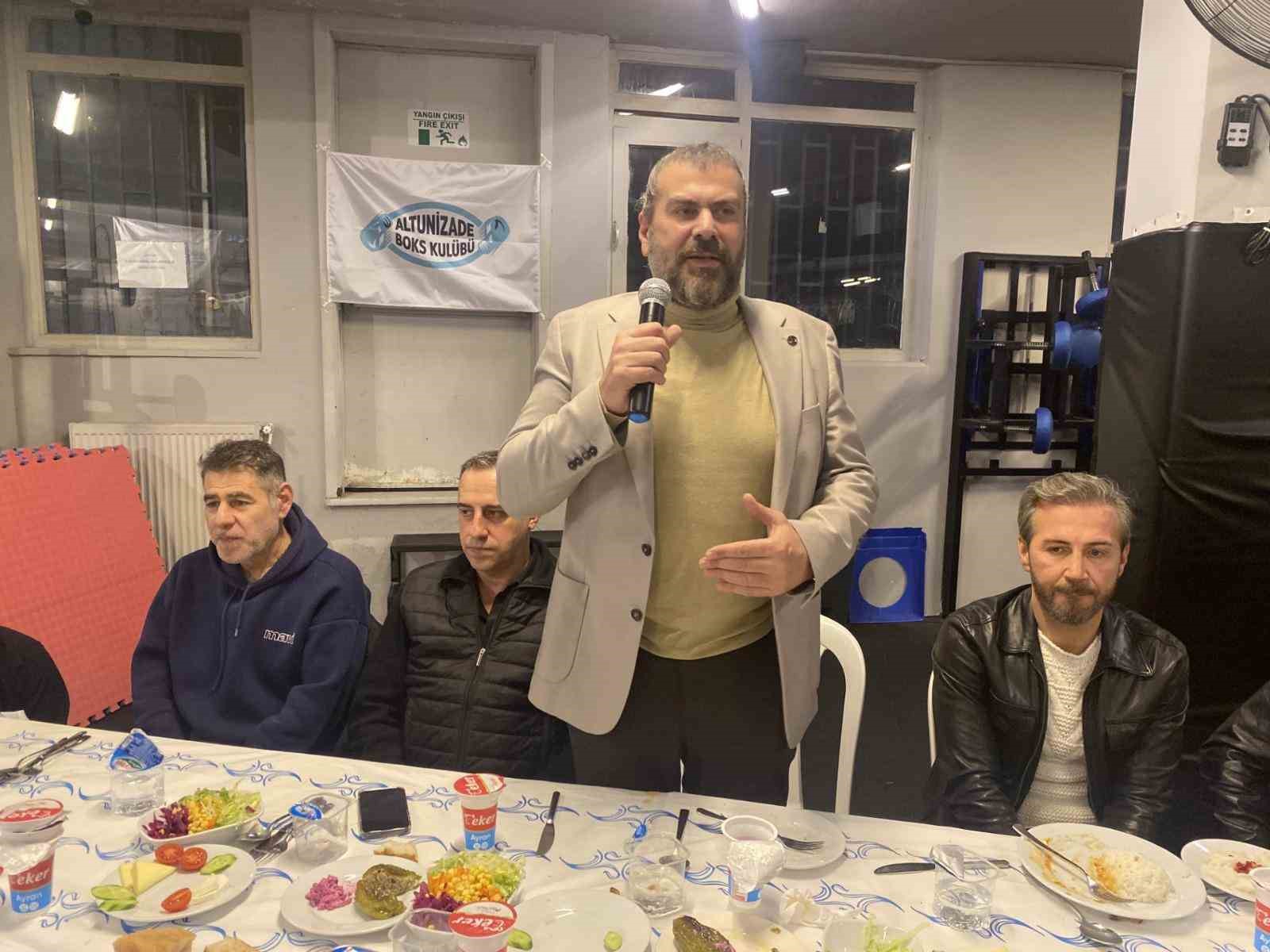 Altunizade Boks Kulübü, geleneksel iftar programında bir araya geldi
