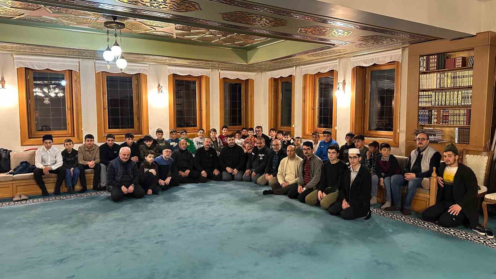 Alvar’da anlamlı iftar yemeği
