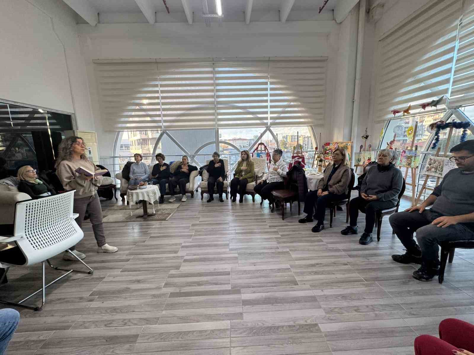 Alzheimer hastası yakınlarına nefes eğitimi
