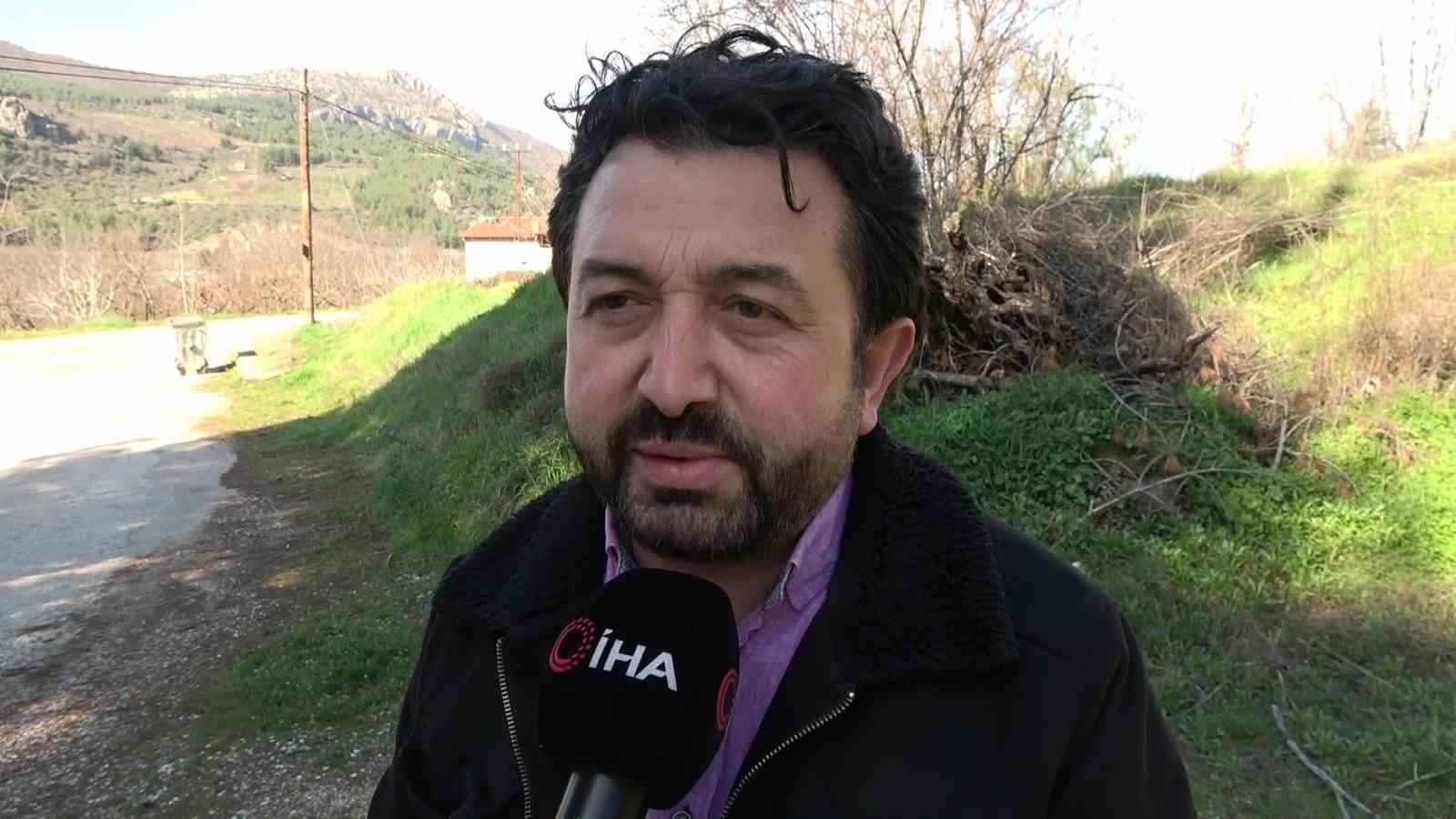 Amasya’da badem ağaçları çiçek açtı
