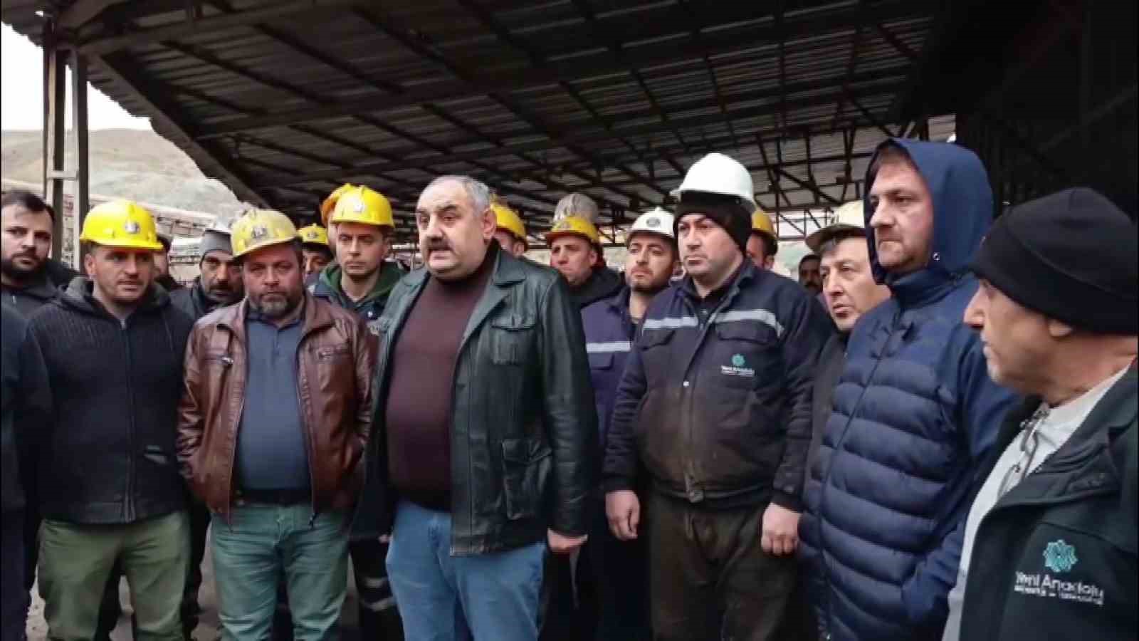 Amasya’da maden işçileri maaşlarını alamadıkları gerekçesiyle iş durdurma kararı aldı
