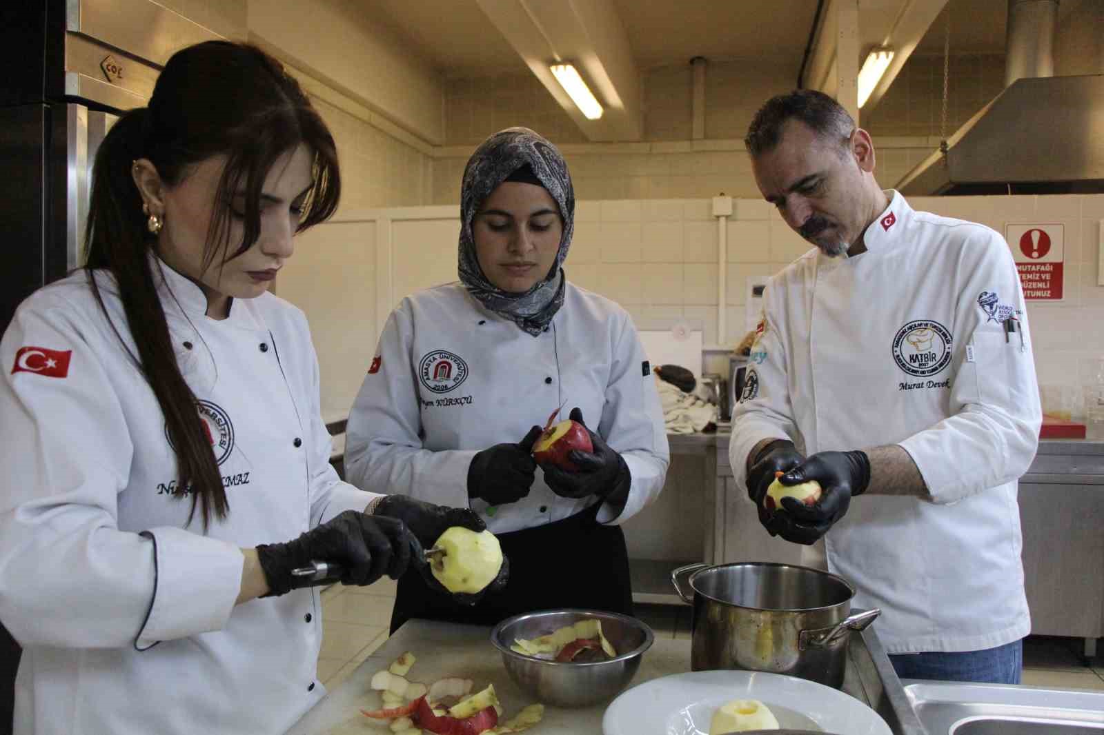 Amasya’nın yeni lezzeti ‘elmalı baklava’
