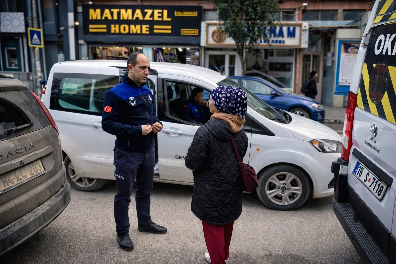 "Ameliyat olacağız" yalanıyla dilencilik yaptılar
