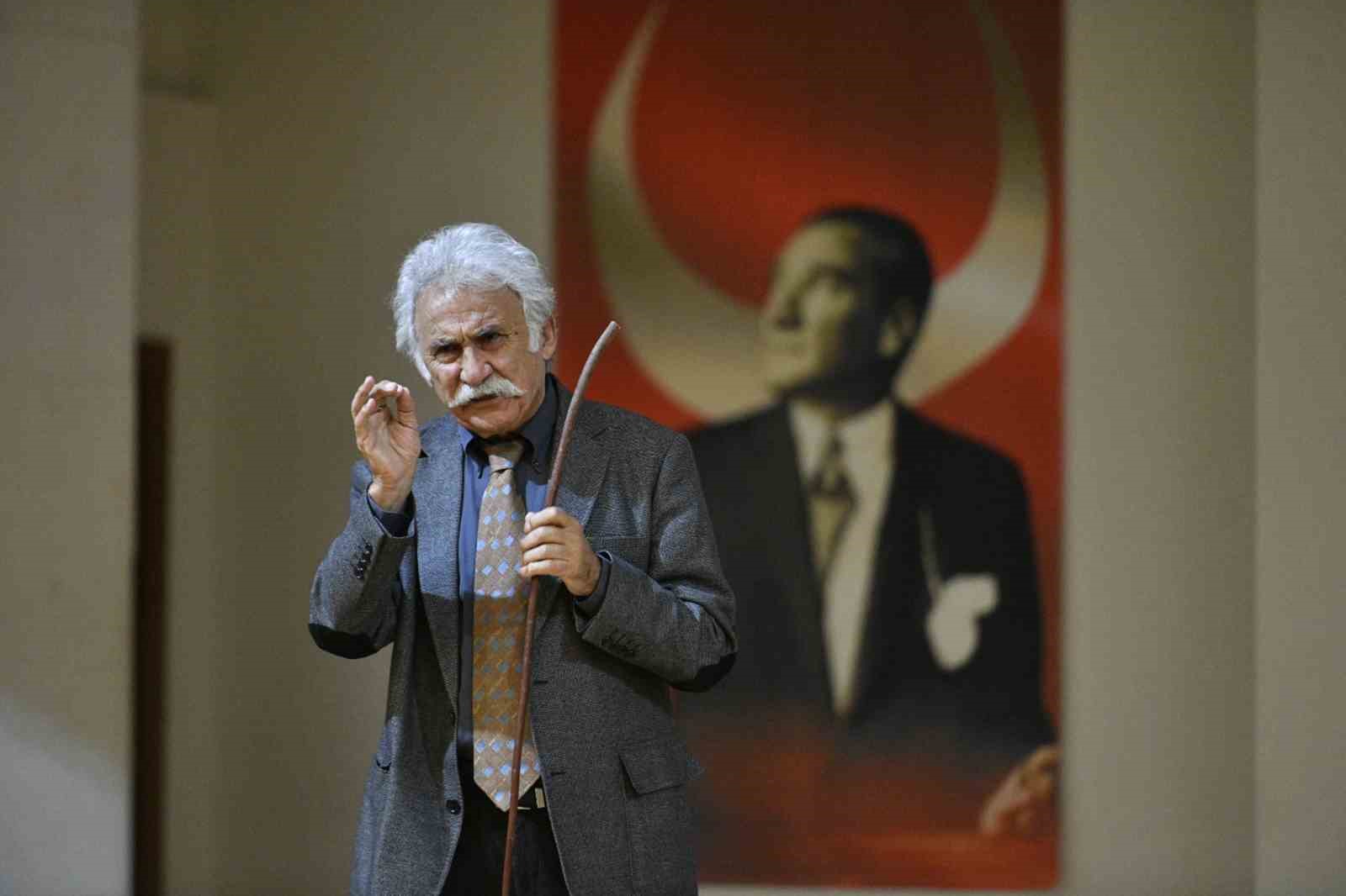 Anadolu Arkeolojisinin duayeni Fahri Işık, MSKÜ’de öğrencilerle buluştu
