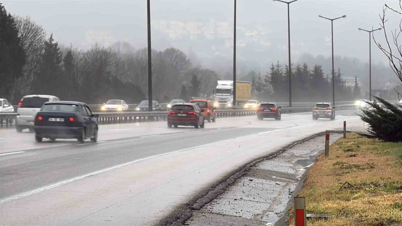 Anadolu Otoyolu’nda bayramın son günü akıcı yoğunluk
