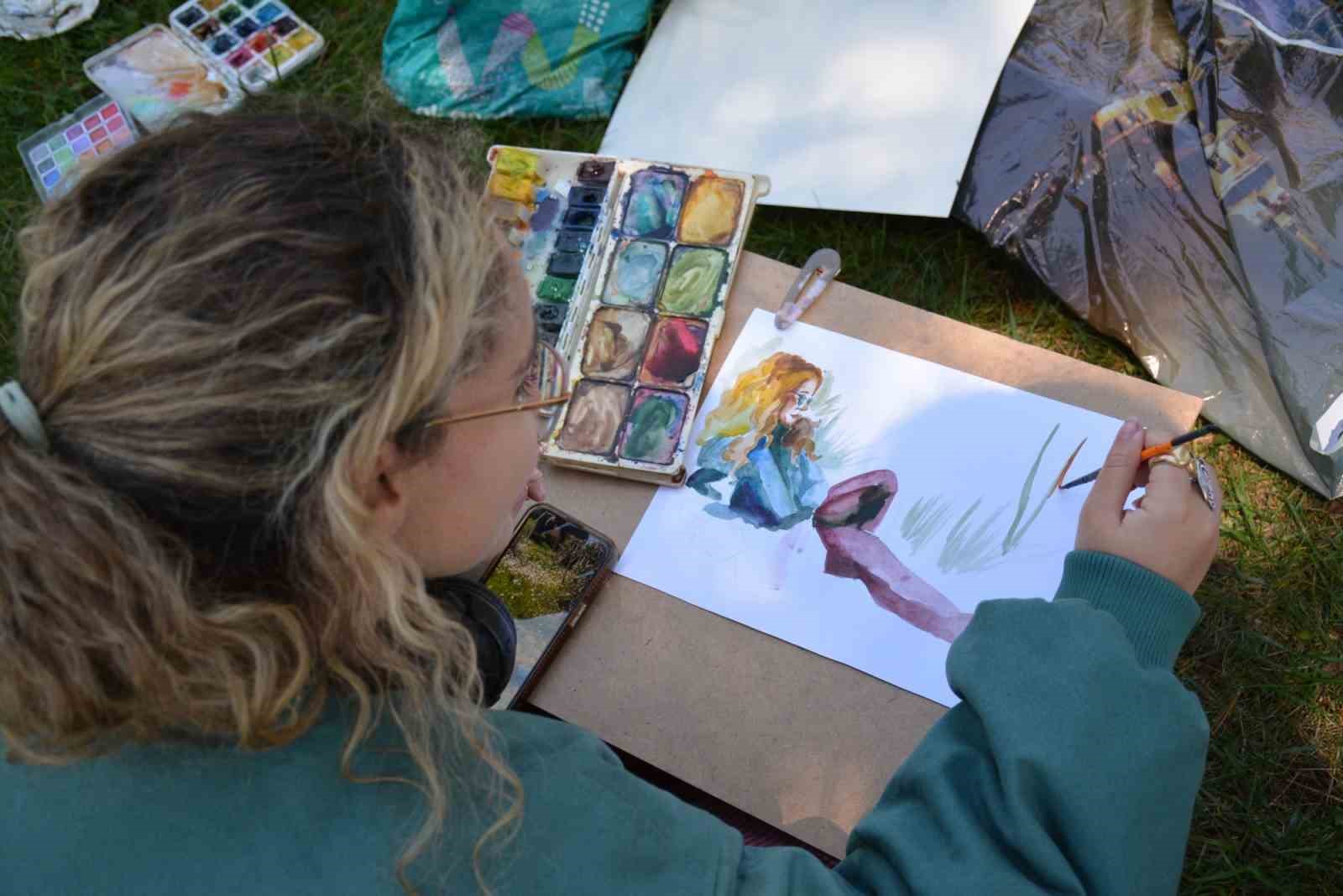 Anadolu Üniversitesi Japon Bahçesinde "Açık Hava Resim Çalıştayı"
