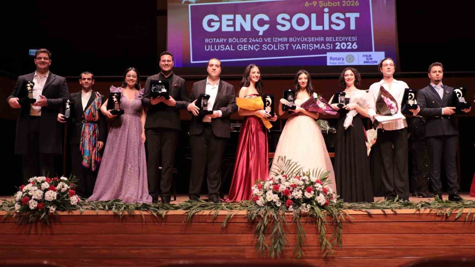 Anadolu Üniversitesi öğrencileri Genç Solist Yarışması’ndan ödülle döndü
