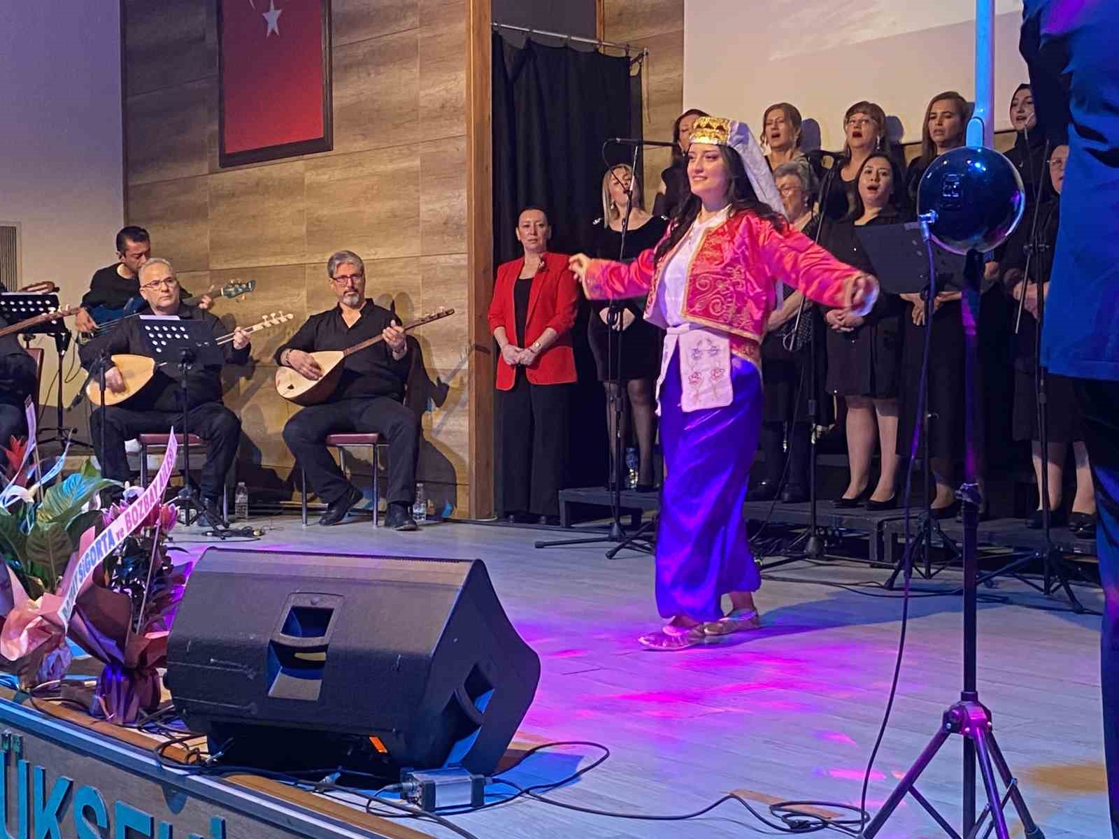 Anadolu’nun ezgileri Alaşehir’de yankılandı
