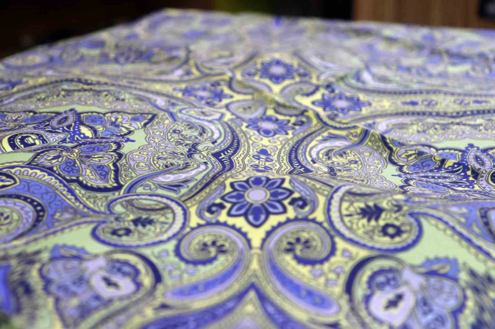 Anadolu’nun sembolleri eşarplarda dile geliyor
