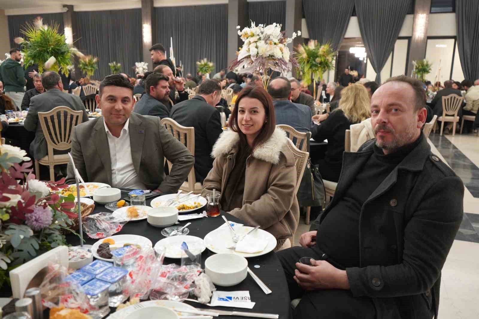 Anahtar Partisi Denizli İl Başkanı Sarun İdmanyurdu’nun iftar yemeğine katıldı
