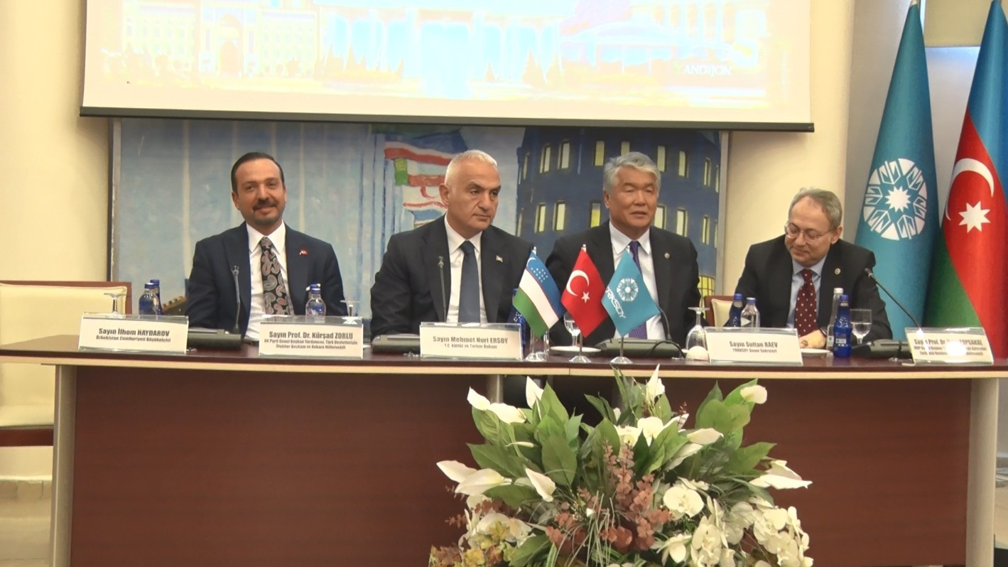 Andican, Türk Dünyası Kültür Başkenti olarak tanıtıldı
Andican, Türk Dünyası Kültür Başkenti olarak tanıtıldı