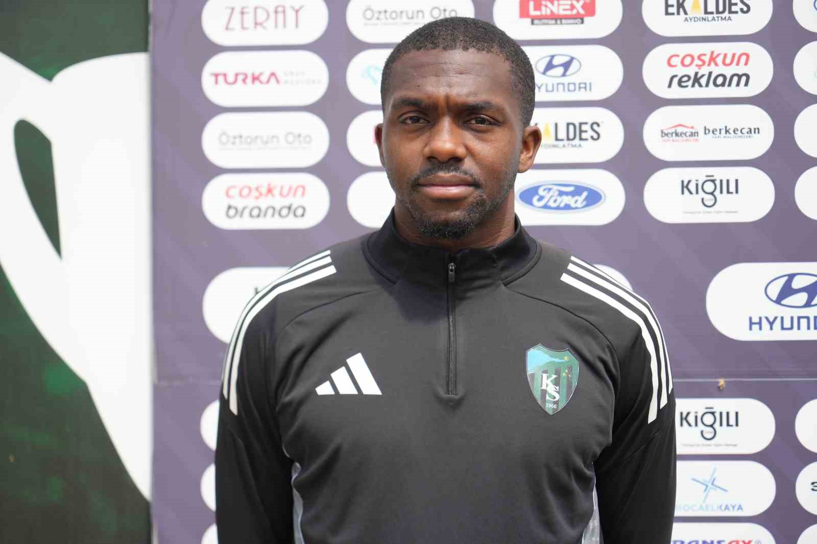 Anfernee Dijksteel: "Nerede oynadığım benim için çok fark etmiyor"
