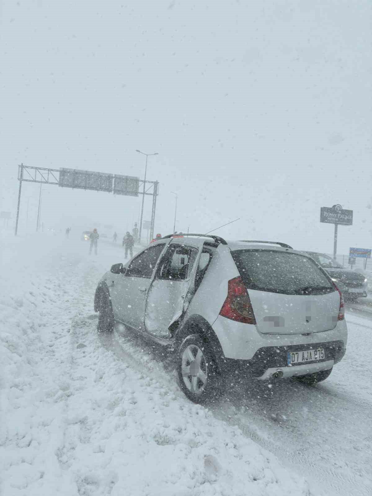 Ani tipi kazaya neden oldu, yardıma ekipler koştu
