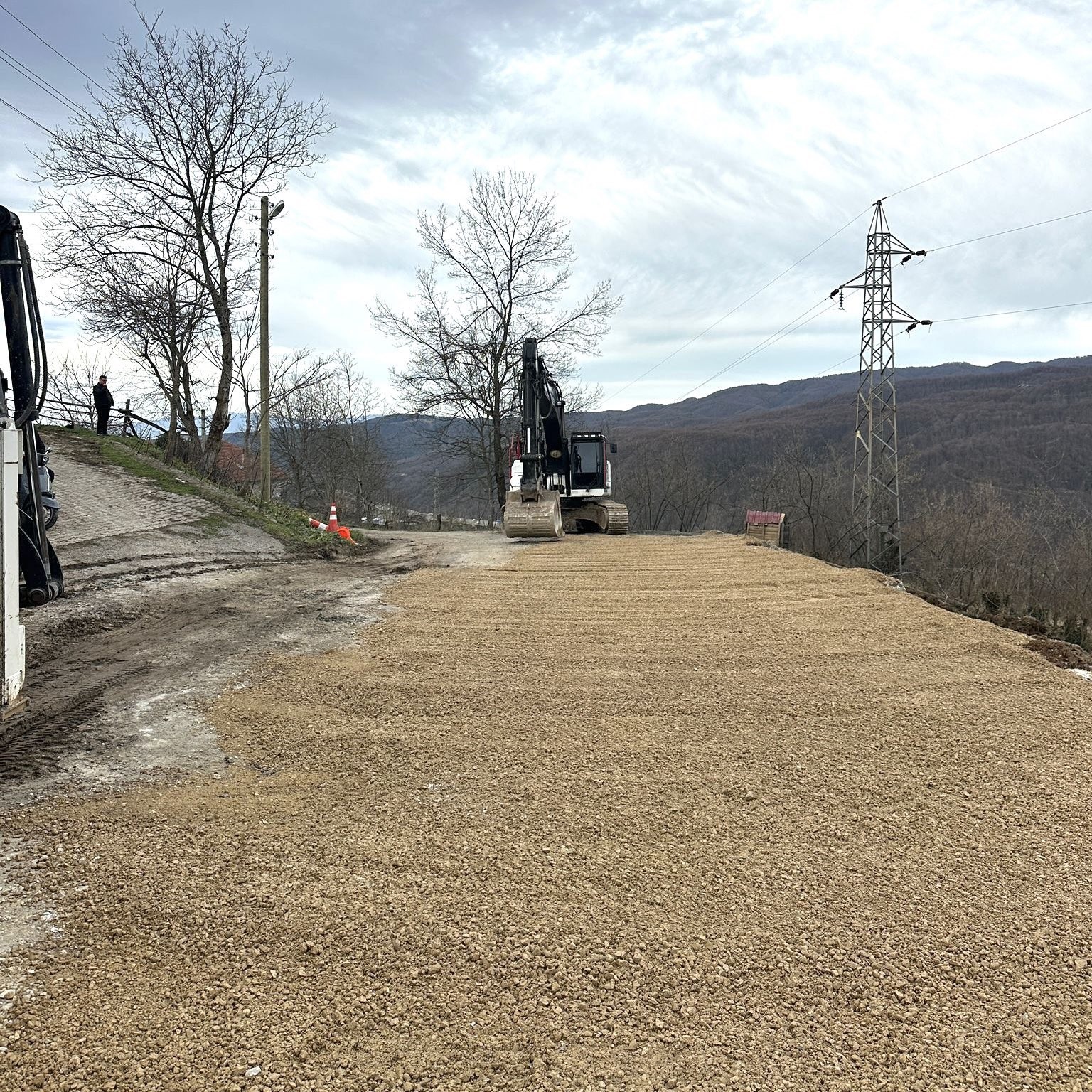 Anında müdahale edildi heyelanın izleri giderildi
