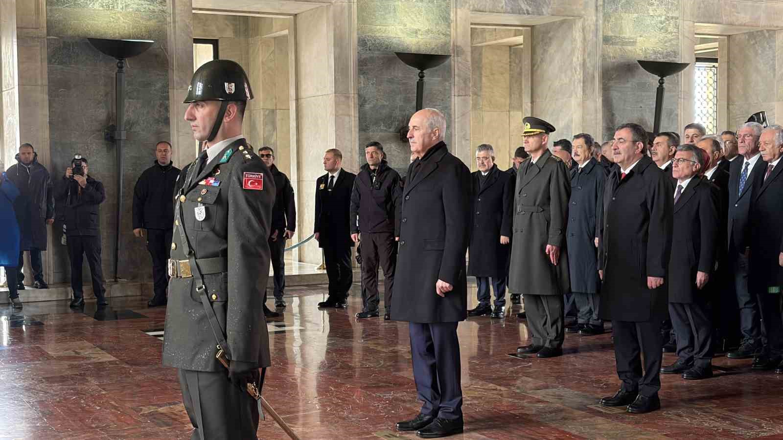 Anıtkabir’de 23 Nisan töreni
