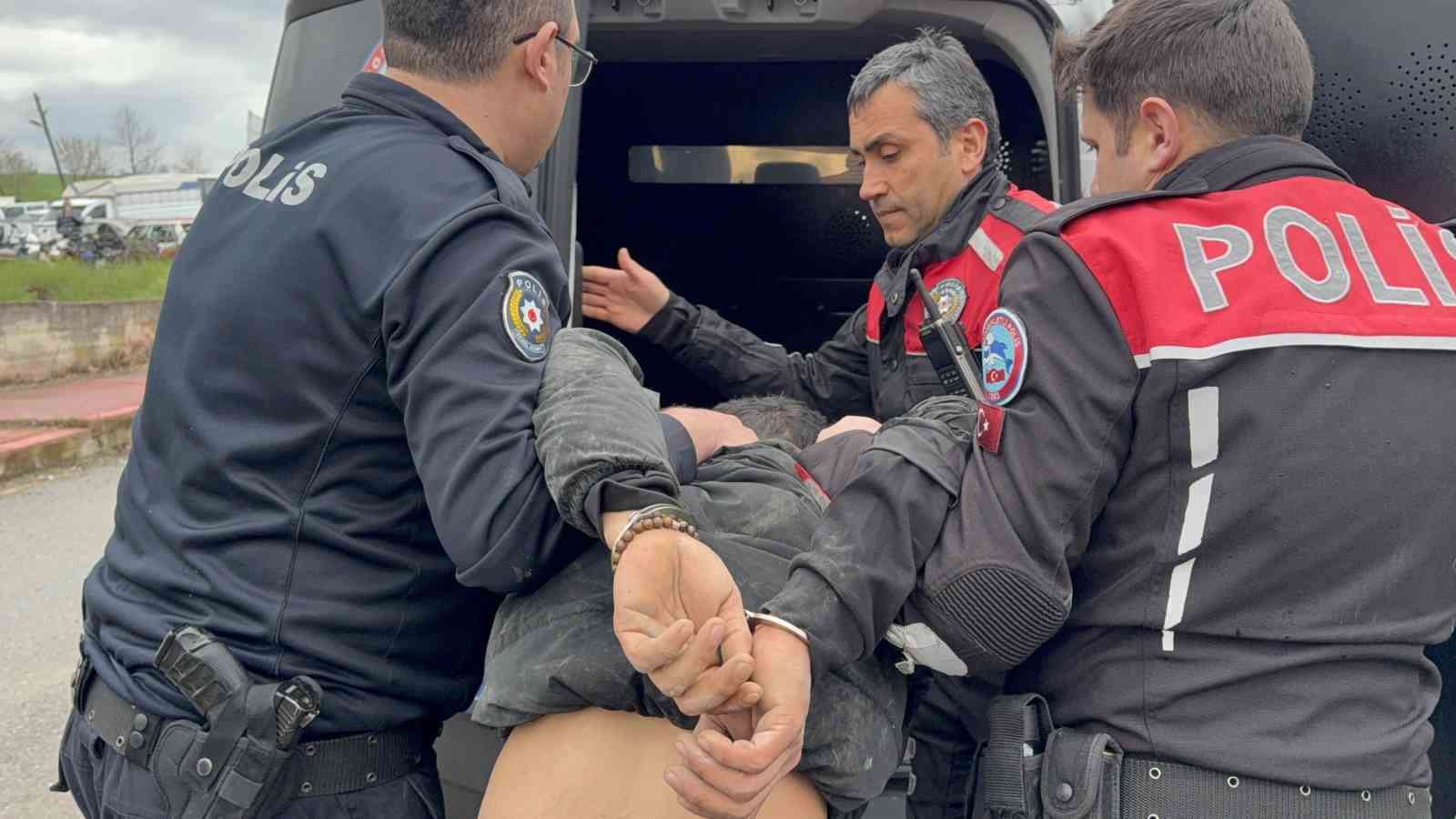 Ankara yolunda film gibi kovalamaca: Bodrumda yakalandı
