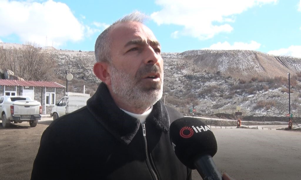 Ankara’da 1 aydır kapalı olan hafriyat döküm sahası açıldığı gün mağdur etti
Ankara’da 1 aydır kapalı olan hafriyat döküm sahası açıldığı gün mağdur etti