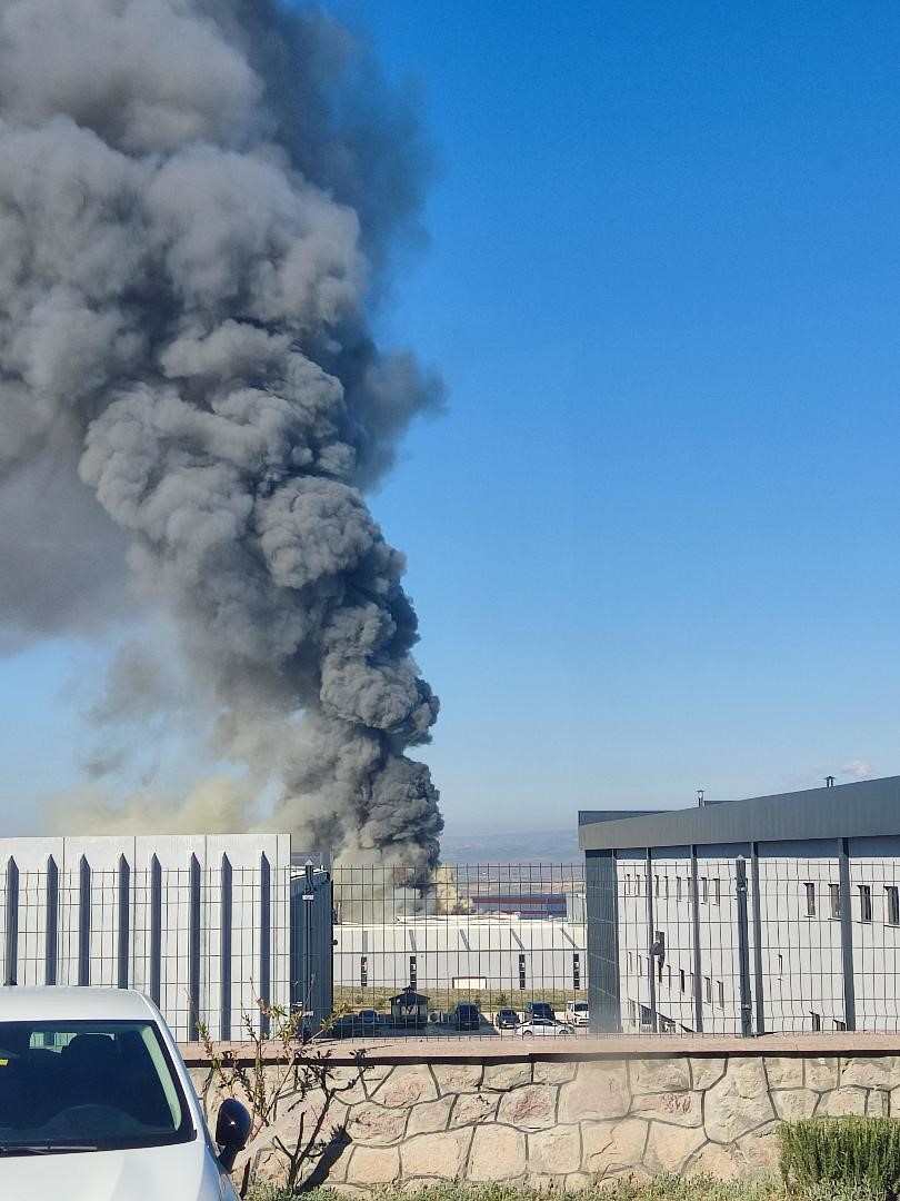 Ankara’da bir fabrikada yangın çıktı
