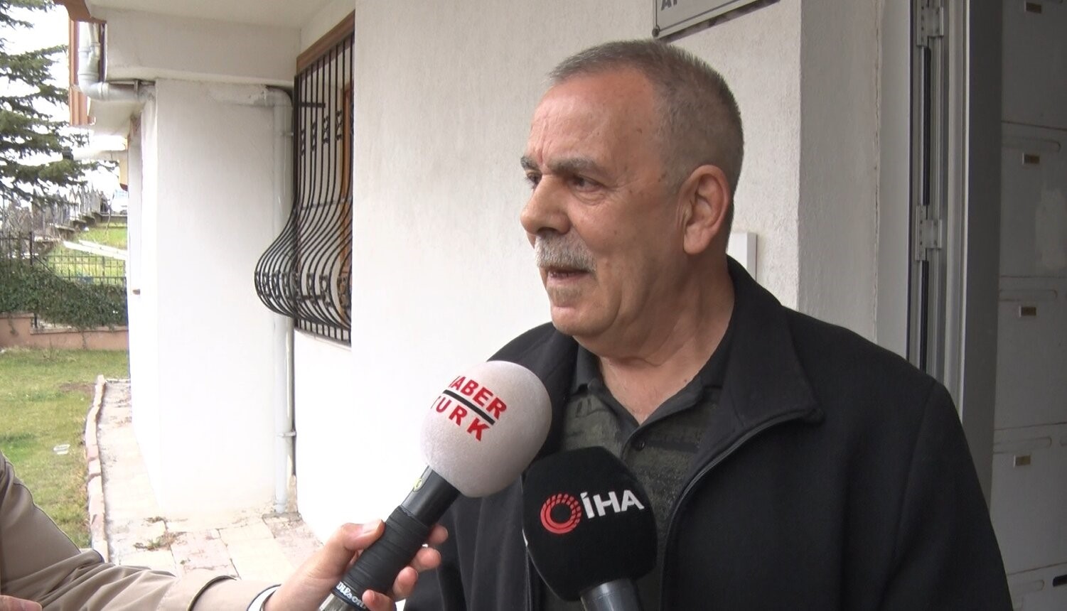 Ankara’da cinnet geçiren koca, eşini kızını ve annesini öldürdü, olaya tanık komşu korku dolu anları anlattı: "Önce annesi ile çocuğunu arabada vurmuş"

