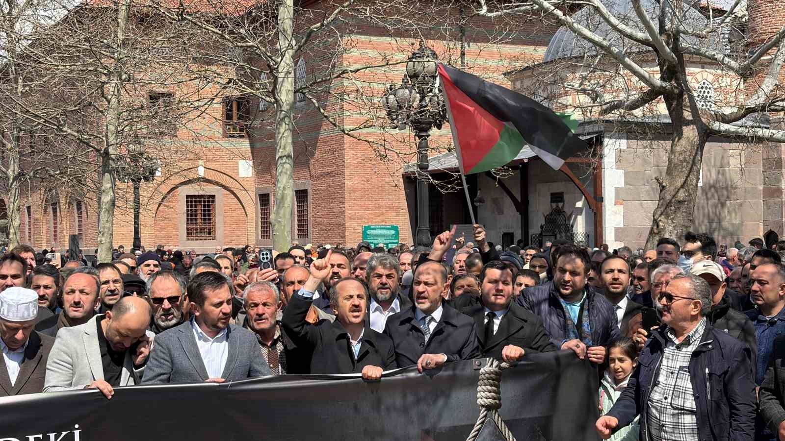 Ankara’da Filistinlilere yönelik idam kararı protesto edildi
