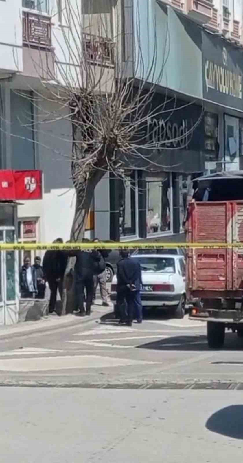 Ankara’da kamyonun üzerinden geçtiği yabancı uyruklu çocuk hayatını kaybetti
