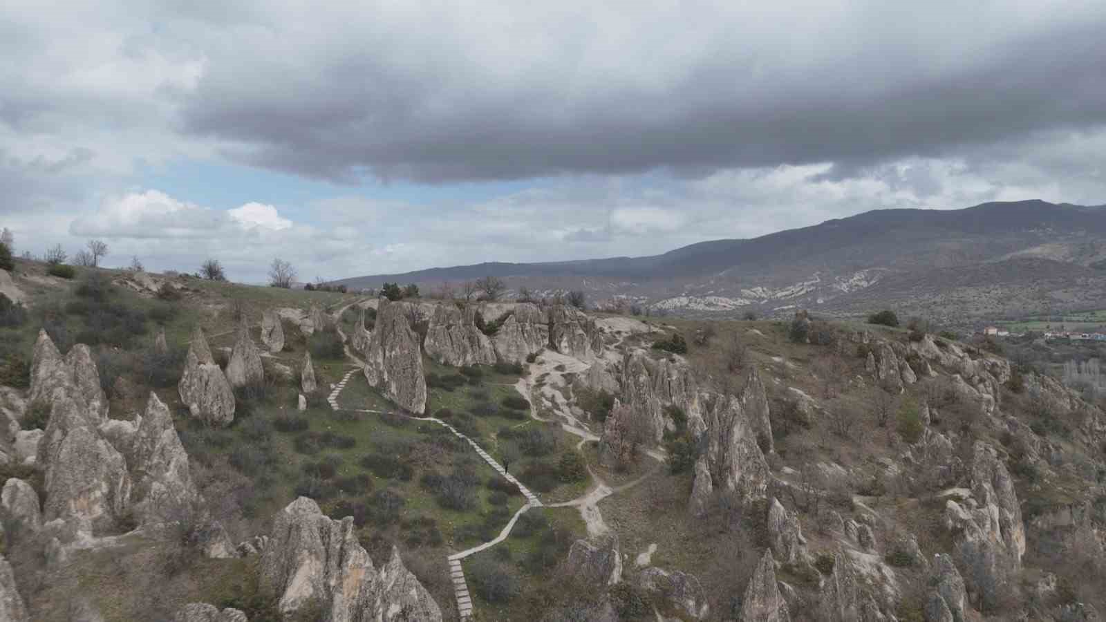 Ankara’da Kapadokya’yı andıran doğa harikası: Abacı Peribacaları
