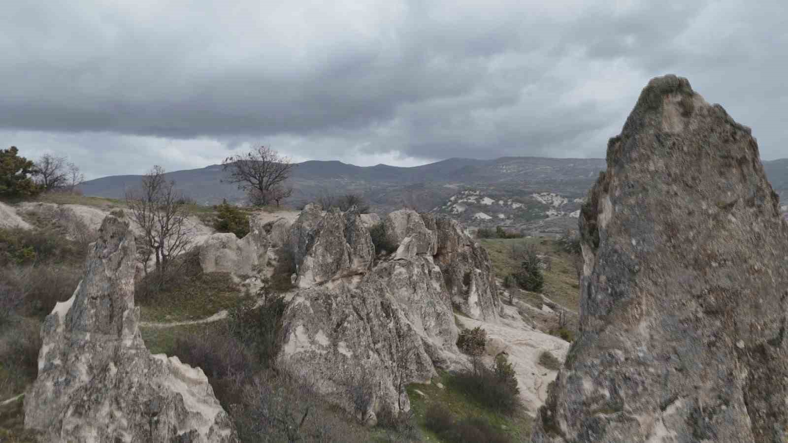 Ankara’da Kapadokya’yı andıran doğa harikası: Abacı Peribacaları

