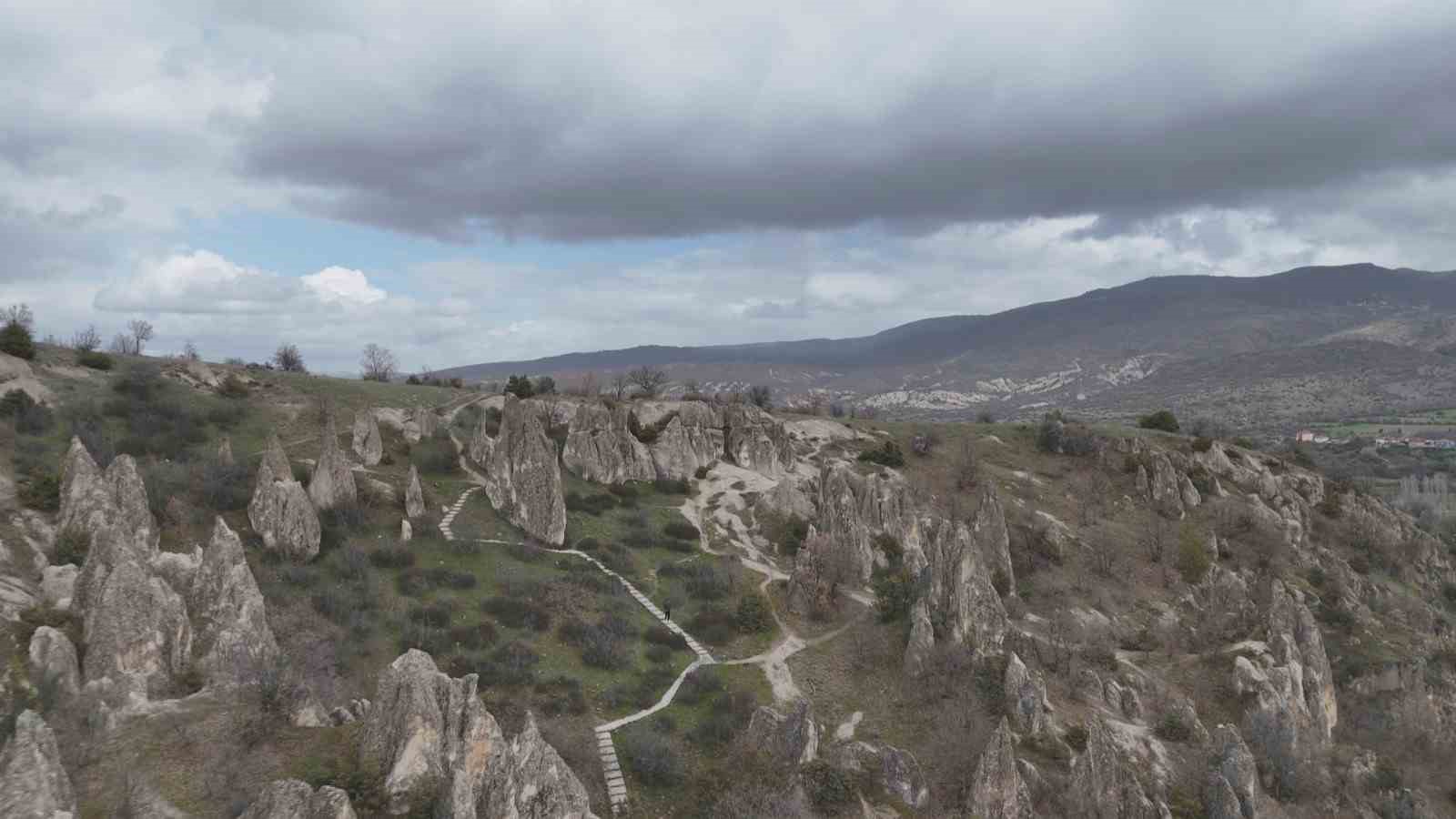 Ankara’da Kapadokya’yı andıran doğa harikası: Abacı Peribacaları
