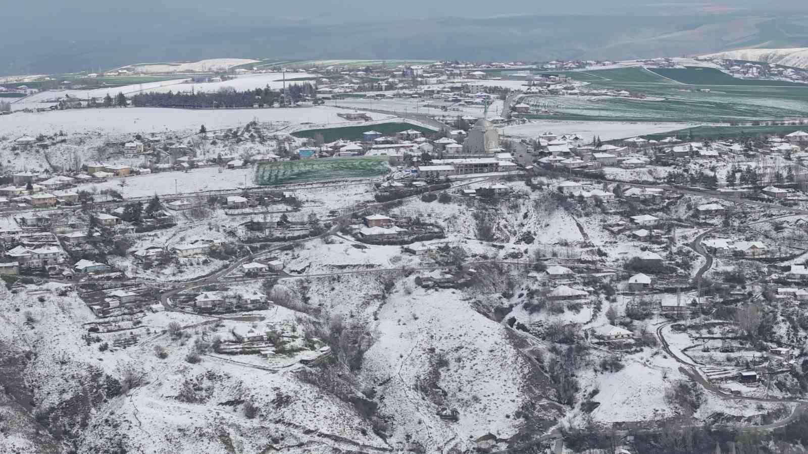 Ankara’da kar manzaraları dronla görüntülendi

