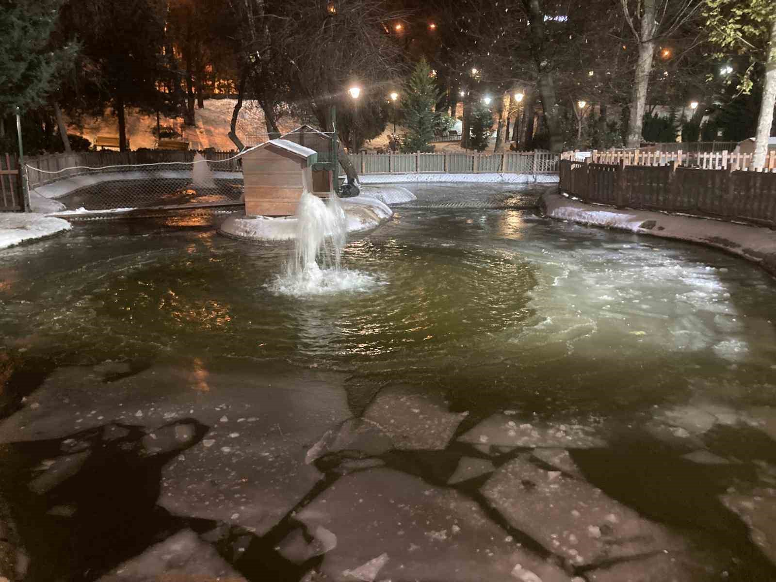 Ankara’da kar yağışının ardından hava sıcaklığı eksi 11 dereceye kadar düştü
