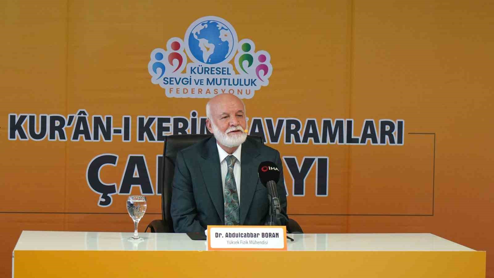 Ankara’da ‘Kur’an-ı Kerim Kavramları’ konulu çalıştay düzenlendi
Ankara’da ‘Kur’an-ı Kerim Kavramları’ konulu çalıştay düzenlendi