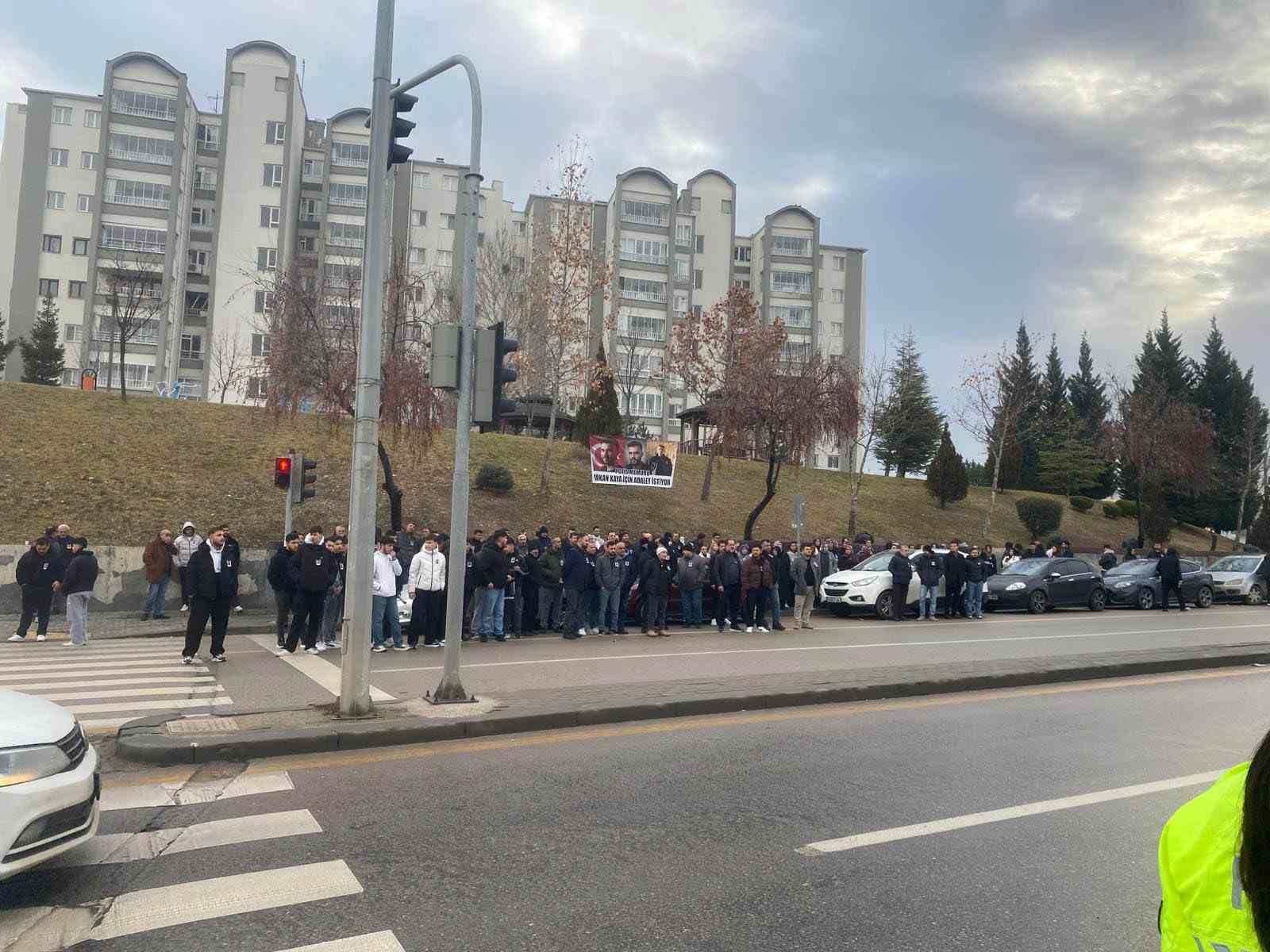Ankara’da öldürülen polis memurunun davası başladı
Ankara’da öldürülen polis memurunun davası başladı
