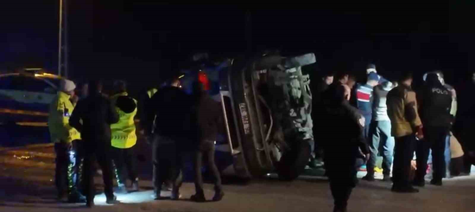 Ankara’da trafik kazası: 2 ölü, 12 yaralı
