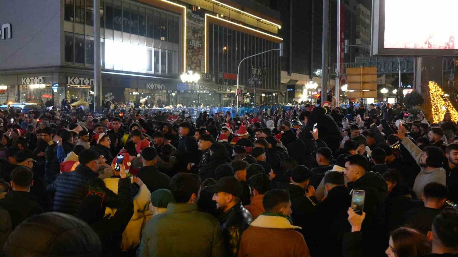 Ankara’da yeni yıl coşkuyla karşılandı
