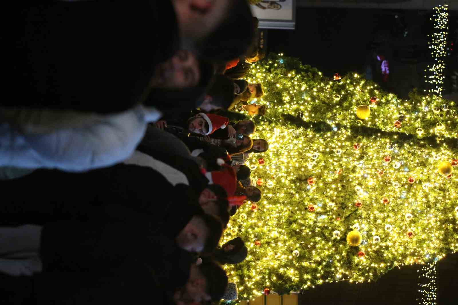 Ankara’da yeni yıl coşkuyla karşılandı
