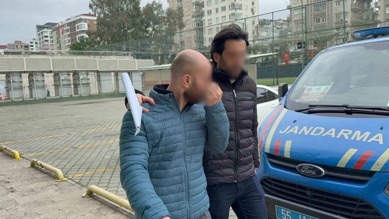 Anne-oğul 230 bin uyuşturucu hapla yakalandı: Oğlu tutuklandı, anneye adli kontrol
