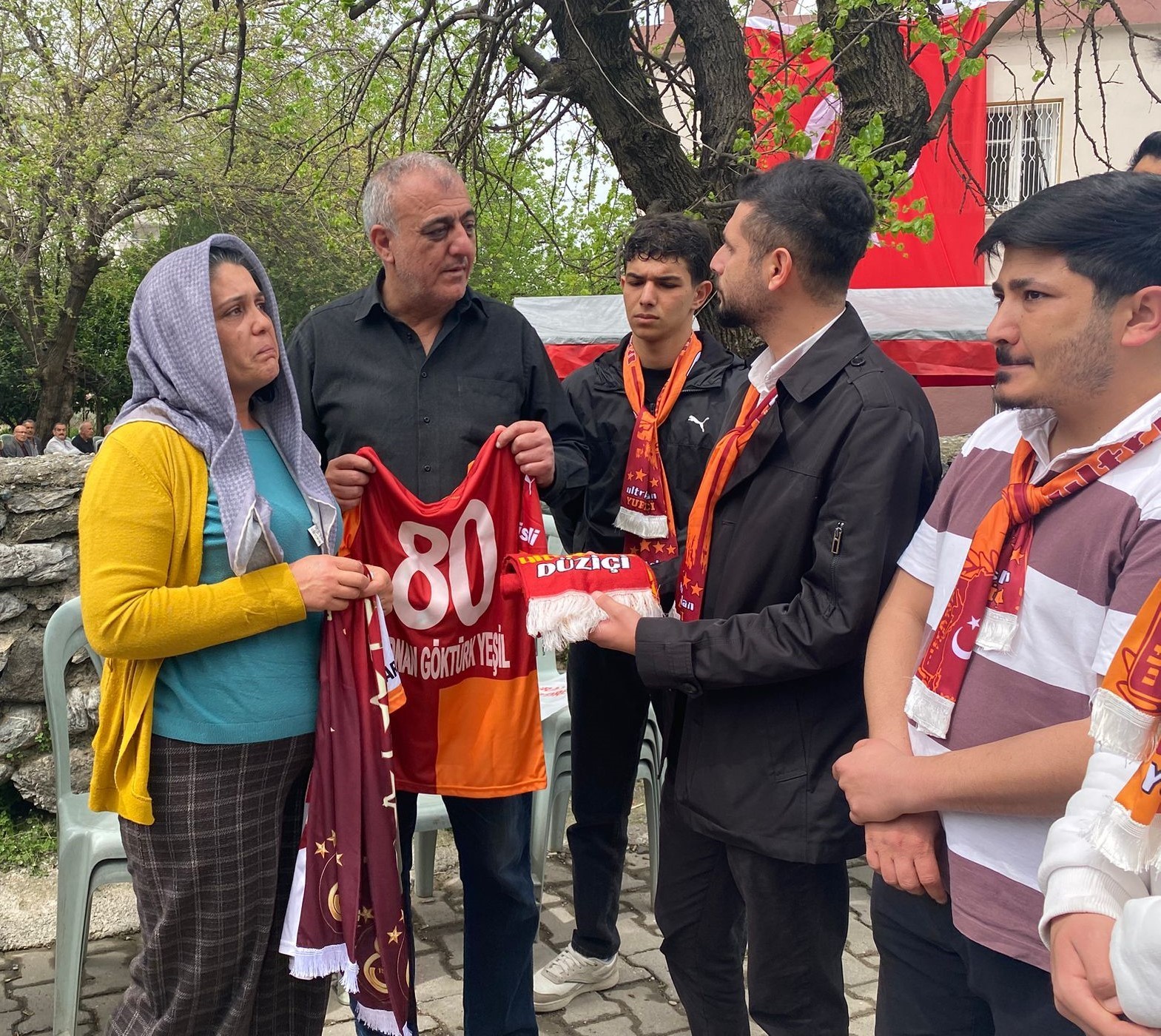 Anne Sonay Yeşil: "Galatasaray’ın 5 yıldızlı formasını alacaktık, olmadı"
