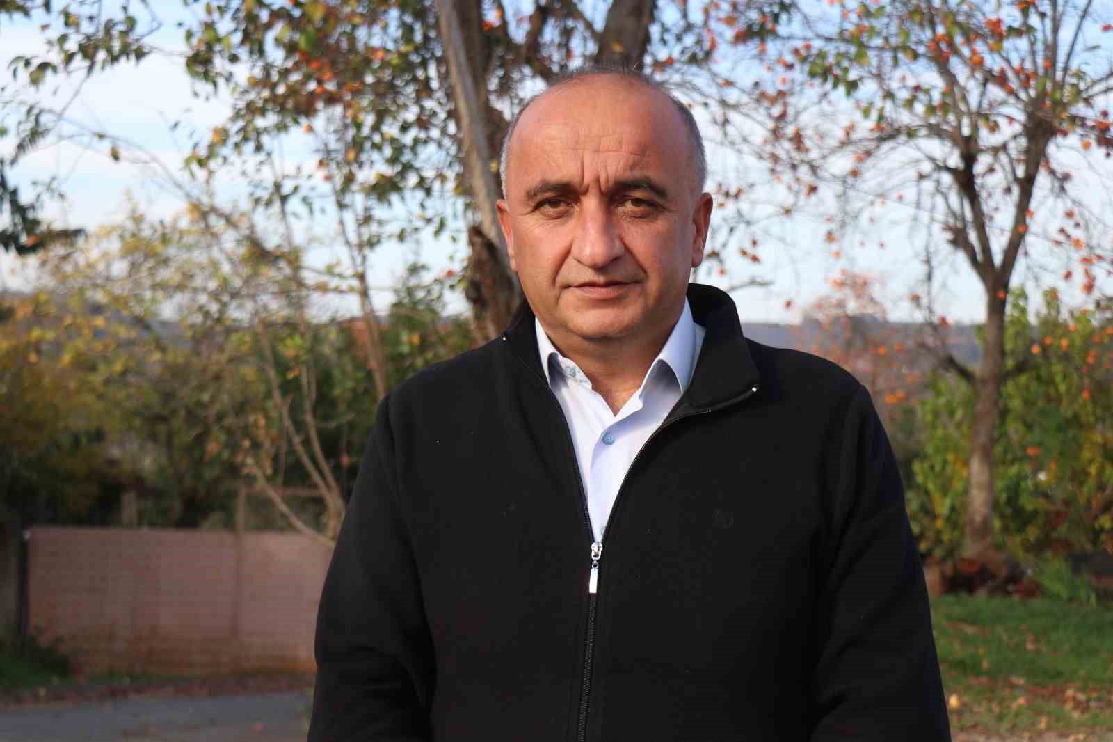 Annesinin yuvadan attığı leyleğe, mahalleli anne ve baba oldu
