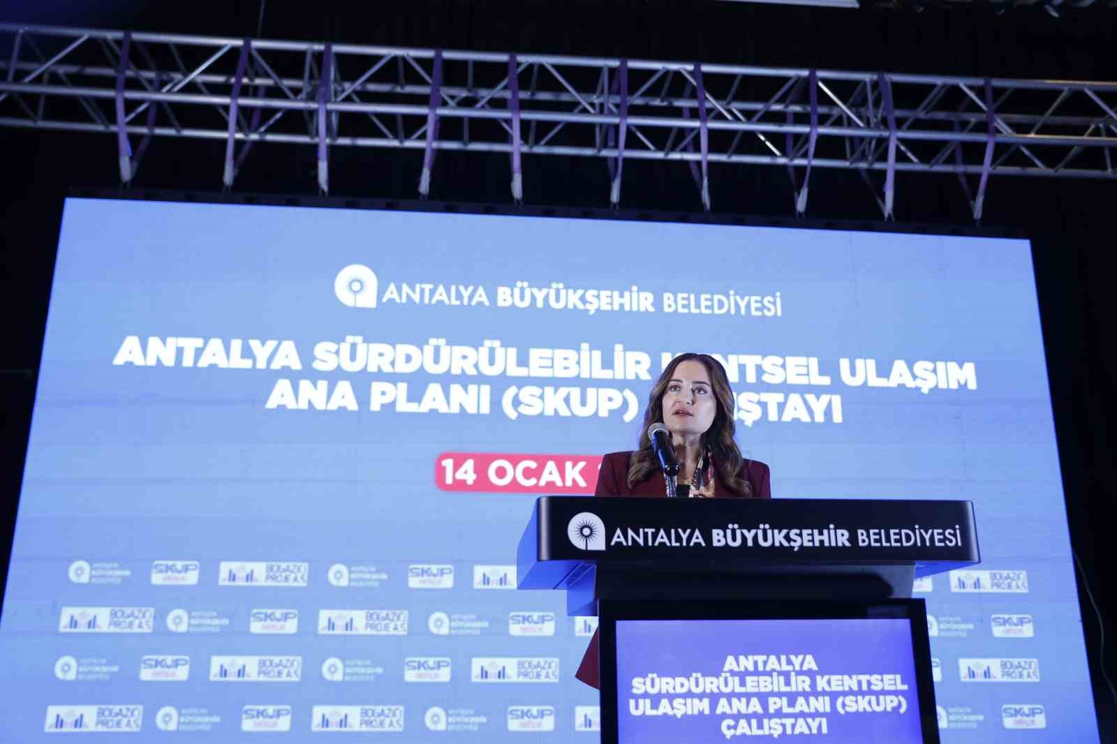 Antalya Büyükşehir Belediye Başkan Vekili Özdemir: "Günü değil geleceği kurtaran çözümlere ihtiyaç var"
