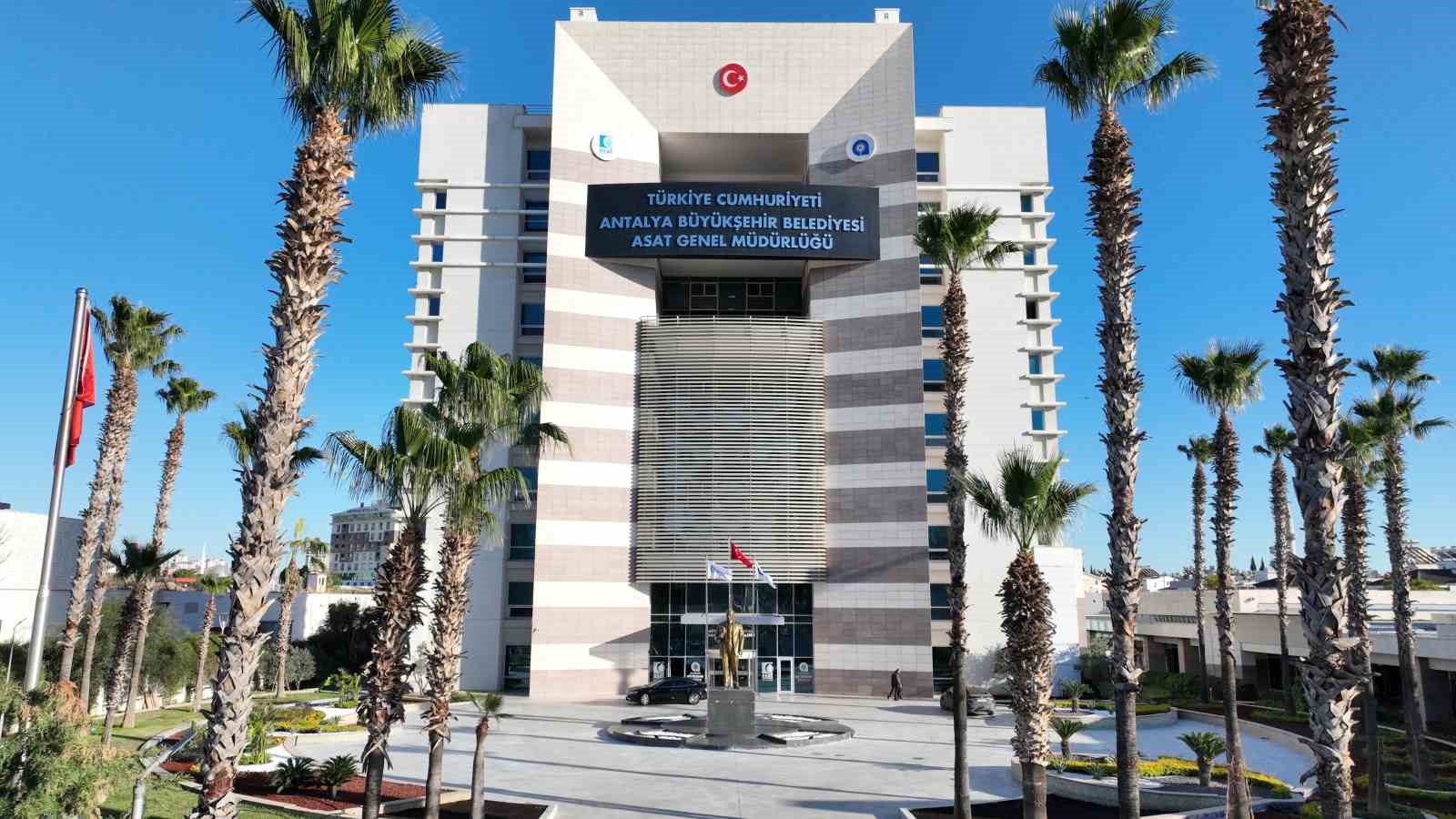 Antalya Büyükşehir Belediyesi yeni yıl mesaisine hazır
